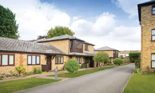 Retirement houses